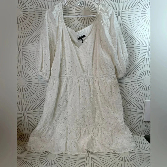 ELOQUII Women’s White Eyelet Dress Size 20 - Picture 1 of 6